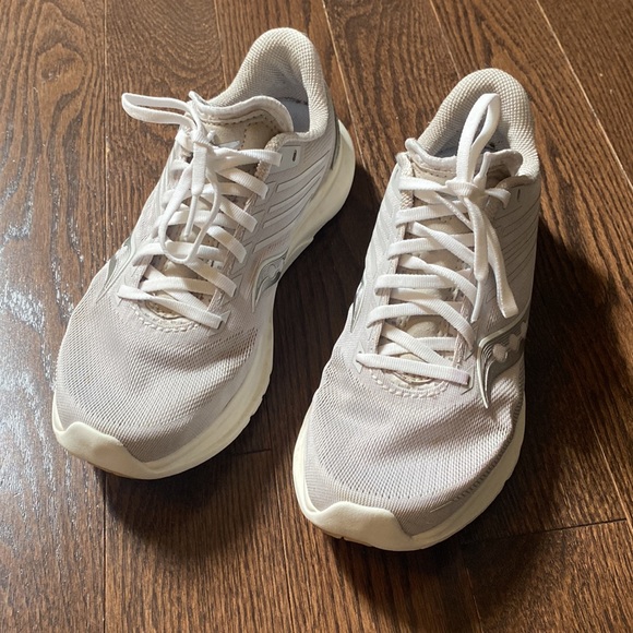 Saucony Kinvara 12 Running Shoes - Picture 5 of 10